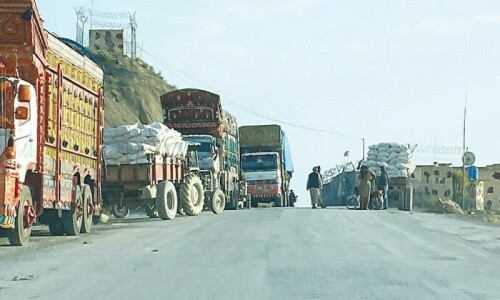 Empty pockets in Chaman as border stalemate bites