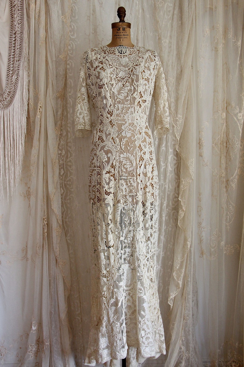 Breathtaking Elaborate Antique Lace Wedding Gown / Museum / image 0