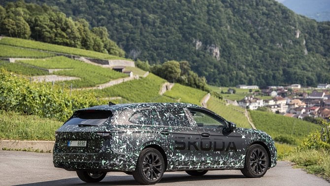 Nová generace vozu Škoda Superb: Ještě prostornější, pohodlnější a plná zcela nových prvků