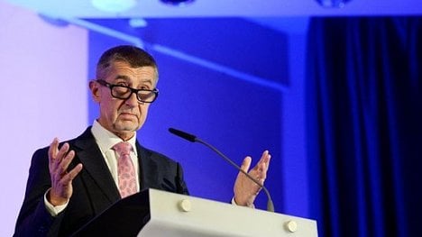 Náhledový obrázek - Glosa: Proč nejste v Sýrii? vynadal Babiš vojákům. Neposlal jste nás tam