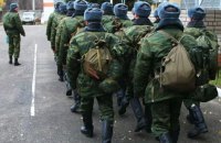 Окупанти на Донеччині вилучають у підприємств автобуси та вантажівки