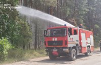 На Харківщині продовжують вирувати масштабні лісові пожежі через російські обстріли