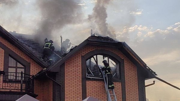 ❗️Беспилотники ВСУ атаковали села Черемошное Белгородского района и Муром Шебекинского округа - 971733581160