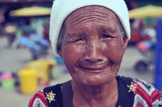 old woman Face Mask Anti Aging, Online Course Design, Course Design, Anti Aging Face, Healthy Women, Younger Looking Skin, Online Course, Skin Care Women, Active Women