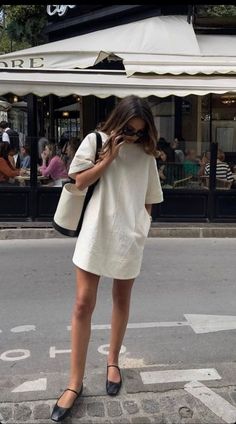 Womens Chic Fashion, Classic Casual Summer Outfits, Summer City Outfits, London Outfits, Work Fits, Sewing Dress, 여름 스타일, 2024 Style, Desert Fashion