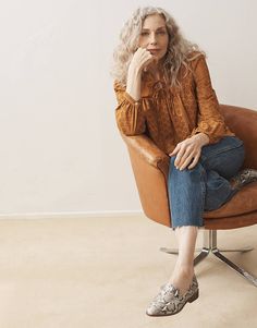 Looks We Love Minimalist Fashion Aesthetic, Madewell Fall, Peasant Top, New Things, Peasant Tops, Fall 2018, Photoshoot Inspiration, Fashion Studio, Stylish Fashion