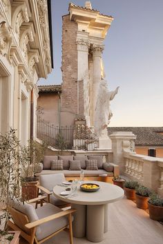 Outdoor Terrace for Al Fresco Rome Hotels, Six Senses, Internal Courtyard, Roman Baths, Terrace Design, Luxury Suite, Paris Street, Beautiful Hotels