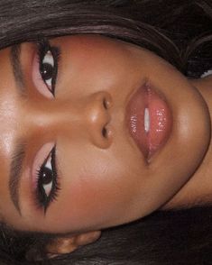 Old Airplane, Ryan Destiny, Clothing Finds, Inspo Makeup, Makeup For Black Skin, Pretty Makeup Looks, Brown Skin Makeup, Lip Combo, Cute Makeup Looks