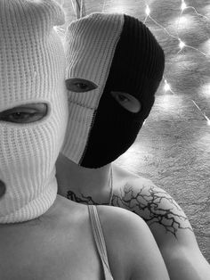 Shoulder Tattoos, Women's Balaclava, 4k Wallpaper For Mobile, Emo Wallpaper, Ski Girl, Mask Girl, Iphone Wallpaper Girly, Ski Mask, Shoulder Tattoo