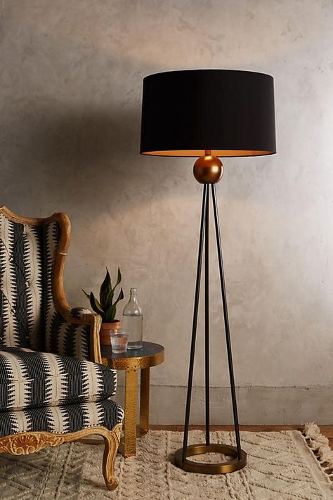 Triangulate Floor Lamp Ensemble- ELLEDecor.com Diy Floor Lamp, Indoor Floor Lamps, Creative Flooring, Stylish Floor Lamp, Lamp Makeover, Deco Studio, Floor Lamps Living Room, Floor Lamp Design, Room Lamp