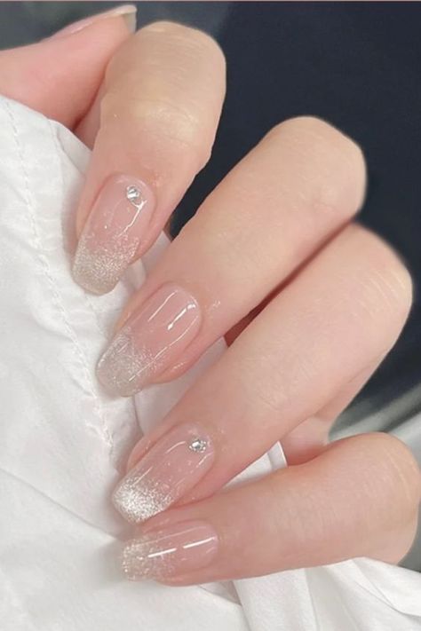 Cute Korean Gel Nails, Cat Eye Gradient Nail, Nail Designs Gradient, Glitter Cat Eye, Glitter Gradient Nails, Nails Painted, Manikur Kuku, Cat Eye Gel Polish, Hello Nails