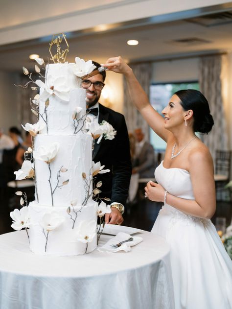 Our Top 2025 Wedding Trends | Saphire Event Group 2025 Trends, Audio Guest Book, 2025 Wedding, Decadent Cakes, Wedding 2024, Rose Photography, At The Top, Professional Photo, Wedding Trends