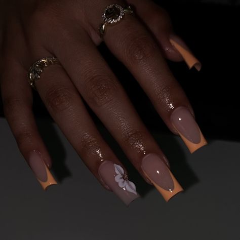 @nailsssbyem._ on instagram Peach Orange French Tip Nails, Holiday Flower Nails, Summer Acrylic Nails With Flowers, Bday Short Nails, Orange Flower Nails Acrylic, French Peach Nails, French Nails Orange Tips, Peach Nails French Tip, Gel Nails Ideas Short Purple