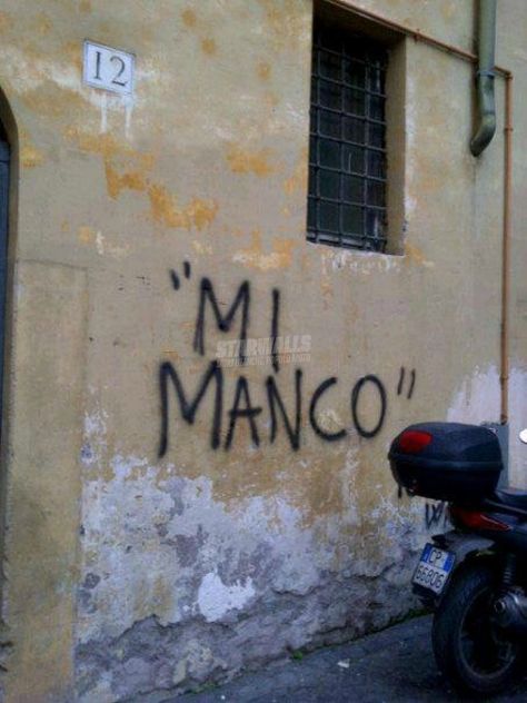 Foto e immagini di Scritte Sui Muri | Nostomania - Pubblicato in: Greatest hits, Problemi personali - Autore: Undici - Data: 19 marzo 2014 Humour, Urban Art, Graffiti Quotes, Street Quotes, Cool Illusions, Italian Quotes, Foto Inspiration, Wonderful Words, Greatest Hits