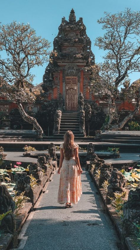 Bali Photo Inspiration, Bali Ubud Photography, Bali Indonesia Ubud, Bali Ubud Aesthetic, Bali Pics Ideas, Bali Girls Trip, Ubud Bali Photography, Bali Aesthetic Photography, Ubud Aesthetic