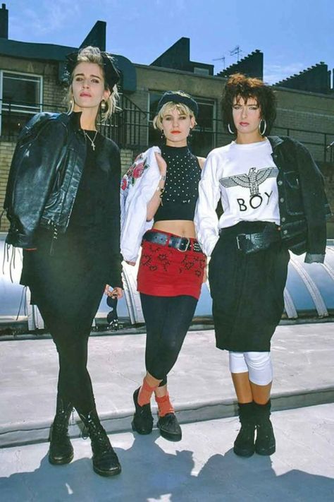 80 Fashion Outfits 80s Style, New Wave Fashion 80s, Outfits 80s Style, 80s Fashion Women, Early 90s Fashion, 80s Fashion Party, 80s Inspired Outfits, 80s Fashion Outfits, 1980s Fashion Trends