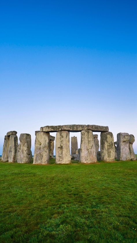 Stonehenge, Ancient Architecture, Arequipa, Stonehenge Aesthetic, Stonehenge Photography, Stonehenge England, Stone Henge, Exotic Places, Famous Places