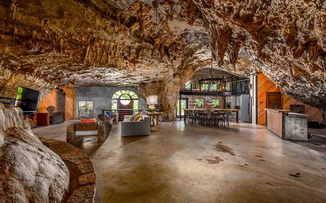 This Luxury Cave House Is Built Into a Mountain — and You Can Rent It for Your Next Vacation (Photos) Zaha Hadid, Cave Hotel, Earthship Home, Budget Interior Design, Cave House, Underground Homes, Earthship, Vacation Photos, Style At Home