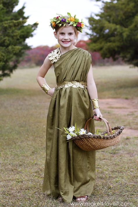 DIY Greek Goddess Costume: DEMETER | Make It & Love It Ancient Greek Diy Costume, Womens Toga Costume Diy, Greek Princess Costume, Demeter Costume Diy, Kids Toga Costume Diy, Athena Costume Diy, Roman Costume Kids, Demeter Cosplay, Greek Toga Woman