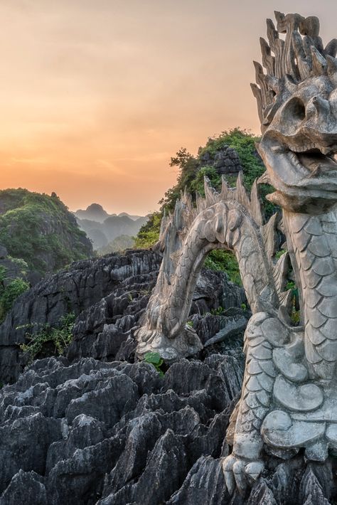 Vietnam Travel Aesthetic, Vietnam Photo Ideas, Laos Aesthetic, Laos Landscape, Vietnamese Aesthetic, Vietnam Scenery, Vietnam Outfit, Cave Dragon, East Asia Travel