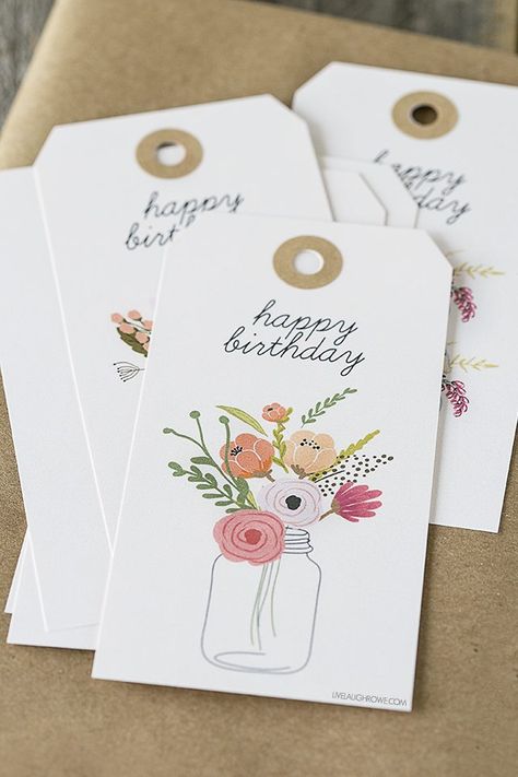 Happy Birthday Tags Diy, Birthday Gift Ideas Craft, Birthday Gift Tags Diy, Free Printable Gift Tags Birthday, Happy Birthday Tags, Birthday Cards Ideas, Gift Tag Ideas, Free Gift Ideas, Akvarel Illustration