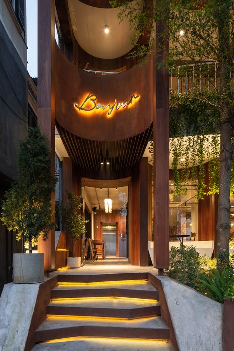 Restaurant Foyer Entrance, Restaurant Podium Design, Restaurant Architecture Exterior, Restaurant Facade Design Architecture, Restaurant Entrance Design Entryway, Coffee Lounge Ideas, Coffee Restaurant Design, Thailand Restaurant, Restaurant Building