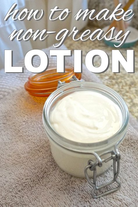 how to make non-greasy lotion from www.goingzerowaste.com #zerowaste #lotion #DIY #skincare #simple #sustainable Texas Butter, Chapstick Recipe, Lotion Diy, Homemade Lotion Recipe, Lotion Recipe, Diy Lotion, Homemade Lotion, Baking Soda Uses, Homemade Beauty