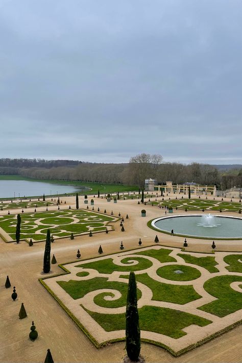 Erasmus Aesthetic, Versailles Aesthetic, Palace Aesthetic, France Garden, French Palace, Gardens Of Versailles, Garden Museum, Versailles Palace, Versailles Garden