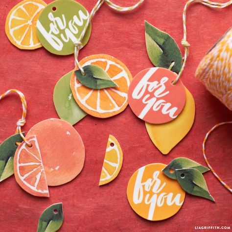 Tag Craft Ideas, Watercolor Citrus, Diy Tag, Citrus Slice, Printable Gifts, Gift Tag Design, Box Creative, Shrink Film, Gift Wrapping Inspiration