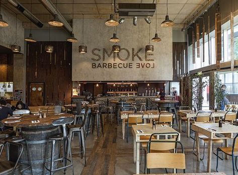 Bbq Restaurant Design, Steakhouse Design, Restaurant Design Rustic, Bbq House, Chalet Chic, Industrial Restaurant, Barbecue Restaurant, Rustic Restaurant, Grill Restaurant