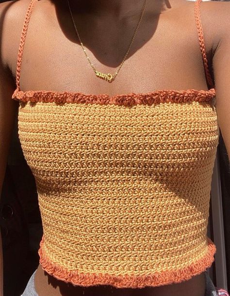 Orange Top Crochet, Summer Tops Crochet, Crochet Top Outfit, Crochet Mignon, Confection Au Crochet, Mode Crochet, Crochet Business, Crochet Clothing And Accessories, Crochet Inspo