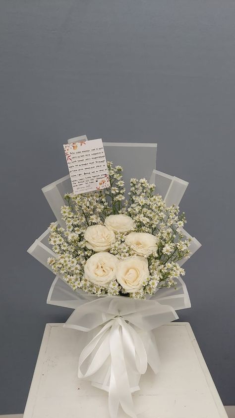 Bucket bunga rose putih #fresh flower #from engangement #bucket #bunga #lamaran Wedding Gift Bouquet, Bucket Aesthetic Flower, Bucket Flowers Aesthetic, Flower Bucket Bouquets, Flower Bucket Aesthetic, Engagement Flowers Bouquet, Bucket Graduation, Buket Aesthetic, Aesthetic Flower Bouquet