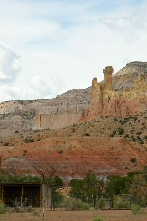 Ghost Ranch – Abiquiu, New Mexico - Atlas Obscura Nature, Mexico, Ghost Ranch New Mexico, New Mexico Aesthetic, Abiquiu New Mexico, Ghost Ranch, New Mexico Style, Spiritual Retreat, Desert Dream