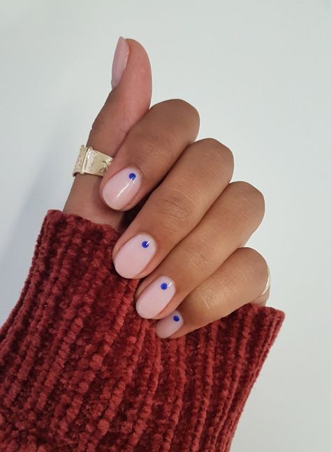 Single Accent Nail, Trending Minimalist Nails, European Gel Nails, Nail With Dots Simple, Minimal Dot Nail Art, Dot Minimal Nails, Gel X Nail Trends 2024, Simple Dotted Nails, Tiny Nail Beds