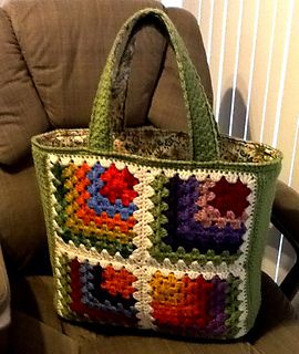 Ravelry: Mitered granny tote bag pattern by Marilyn Smith