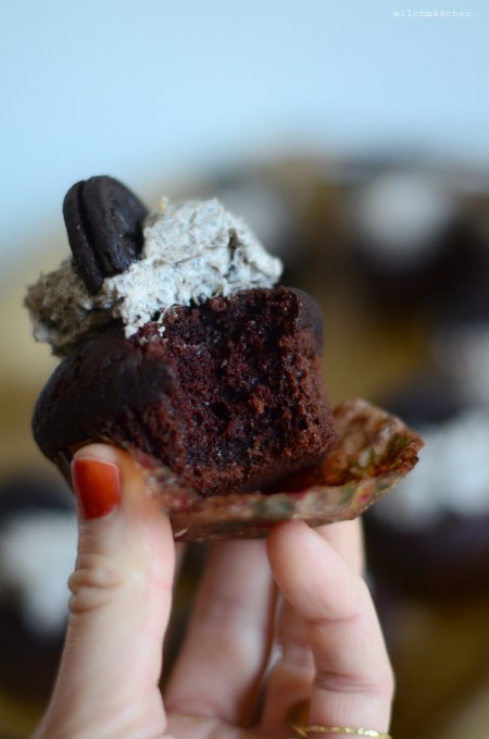 Vegane Oreo-Cupcakes | milchmädchen.