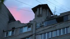 Поврежденное здание в Белгороде 11 мая 2024 года