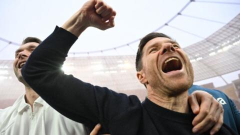 Xabi Alonso celebrates