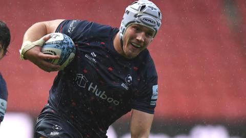 Bristol Bears' Fitz Harding in action