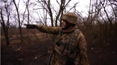 Un soldat sur le champ de bataille.