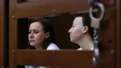 Беркович и Петрийчук в зале суда 