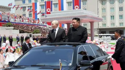 vladimir putin i kim dzong un vojna parada i svecani docek u pjongjangu severna koreja