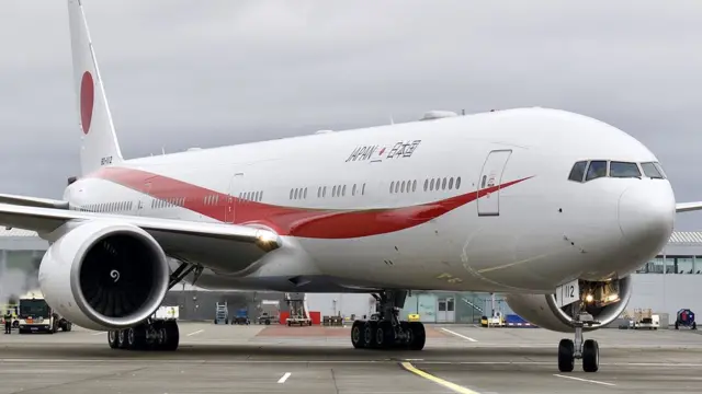 Boeing 777 jet