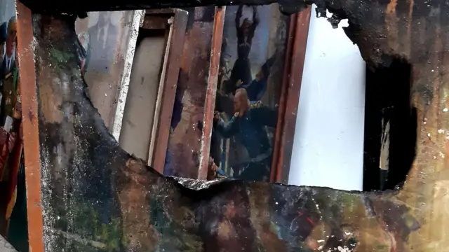 Картины сгоревшей галлереи Абхазии 