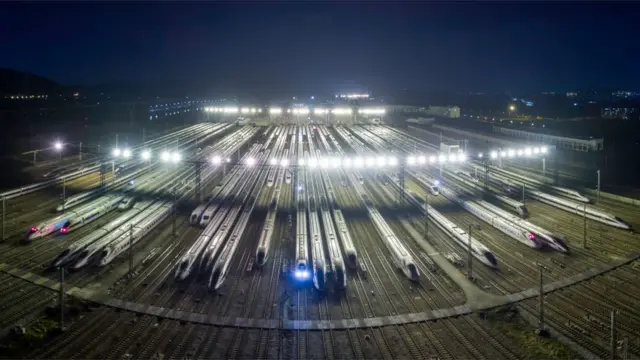 В Китае больше 25 000 км высокоскоростных железных дорог
