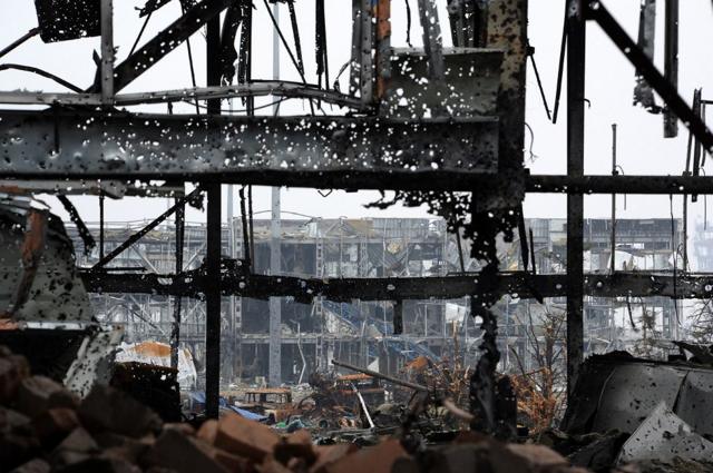 Разрушенный Донецкий аэропорт