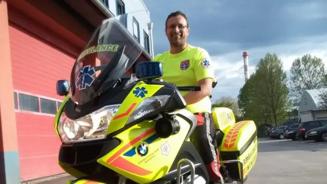 Hitna pomoć na motorima postoji već 17 godina u Sloveniji, na slici Marko Kukovec iz mariborske službe