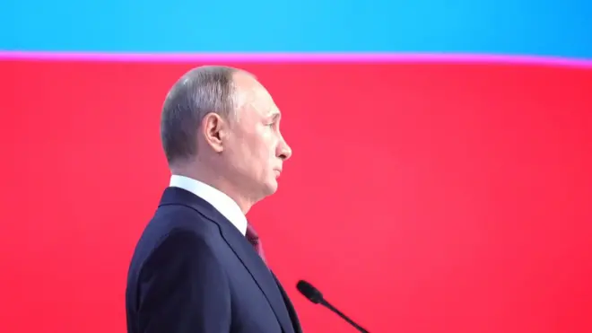 Владимир Путин во время послания Федеральному Собранию