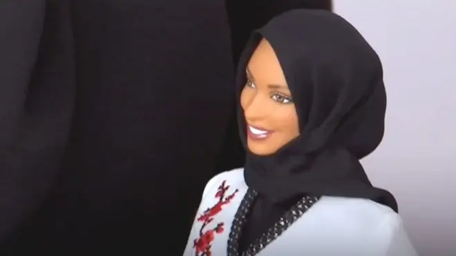 Прототипом Барби в хиджабе стала фехтовальщица Ибтихадж Мухаммад.