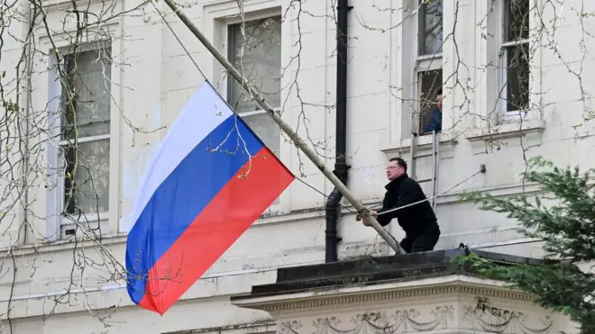 Российское посольство в Лондоне